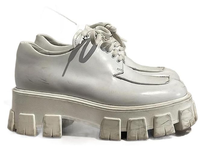PRADA Mules & clogs T.EU 37.5 Leather White