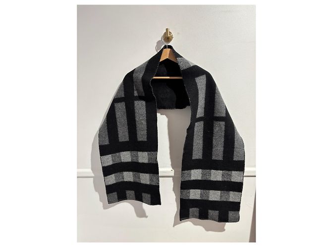 Sciarpe BURBERRY T. Lana Nero
