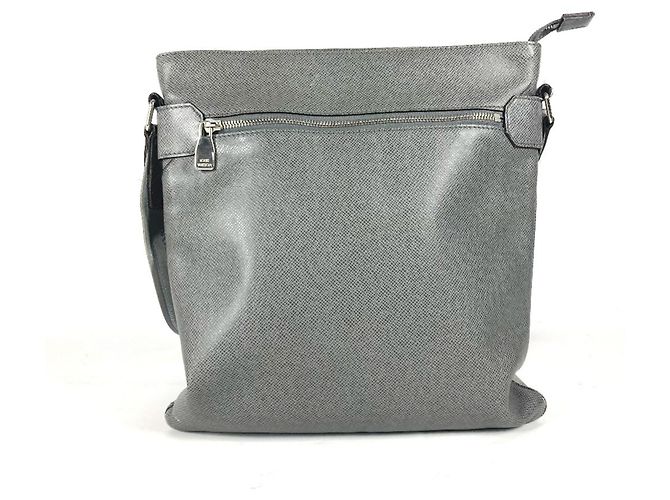 Sac Sasha Taiga Louis Vuitton Marron