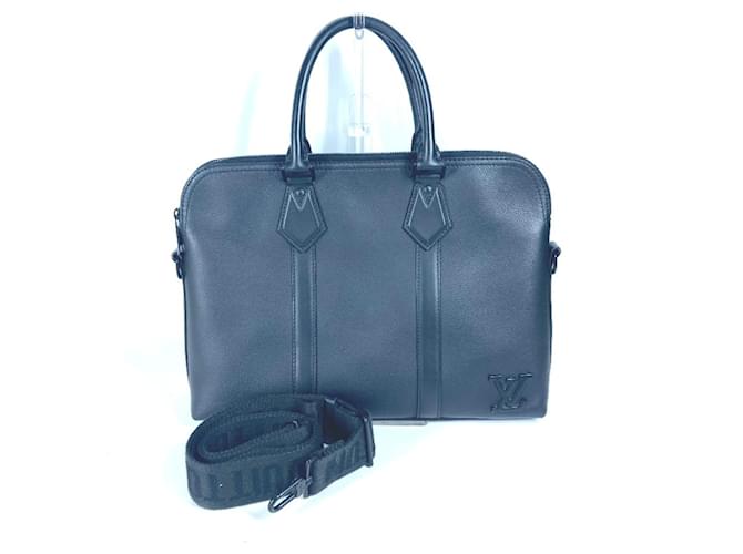 Louis Vuitton Aerogram Take-Off Briefcase Black Leather  ref.2107387