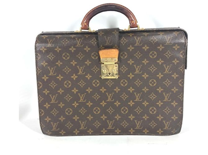 Sac à documents Fermoir Monogram Louis Vuitton Marron Monogramme