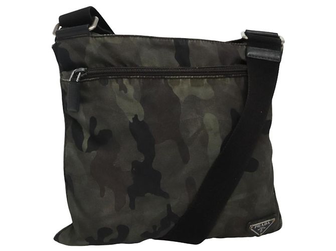 PRADA Borsa a Spalla in Nylon Kaki Nero Auth bs23050 Cachi