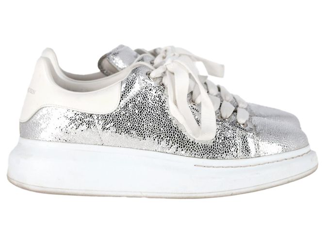 Sneakers Oversized Alexander Mcqueen in pelle metallica argento Metallico