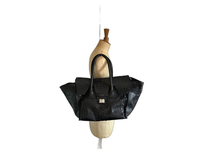 Buti Trapezio Nero