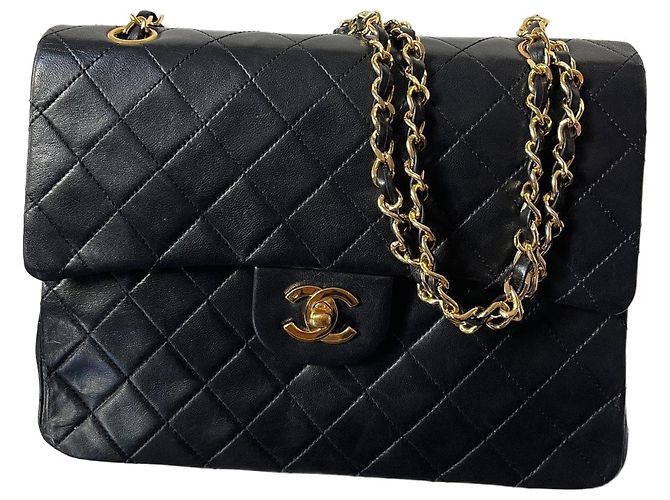 Borsa Chanel Timeless Classic in pelle di agnello nera Nero