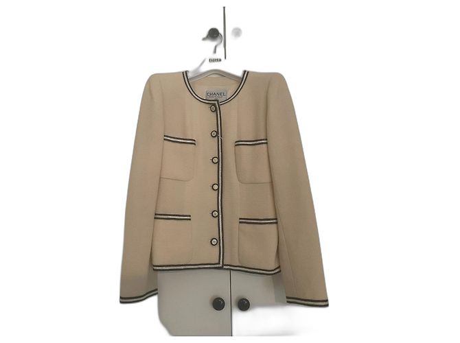 Cambon Chanel 1995 runway jacket White
