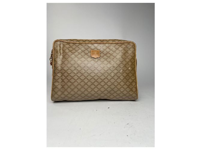 Céline Vintage Celine Triomphe Leder Monogram Clutch Beige 