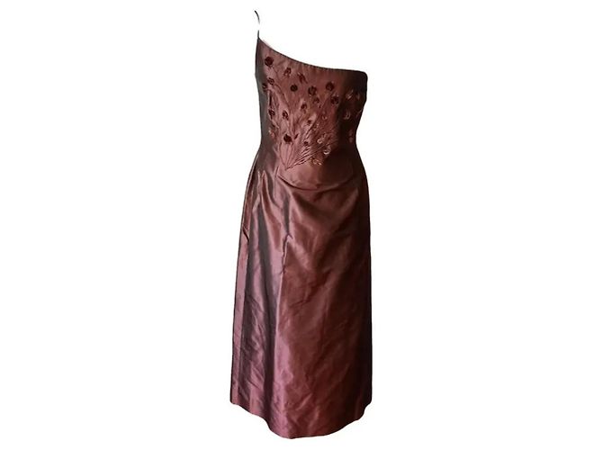 Autre Marque Vestido de seda granate