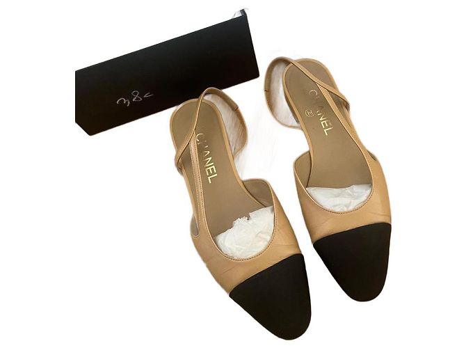 Chanel Slingback Sandalen Beige Leder