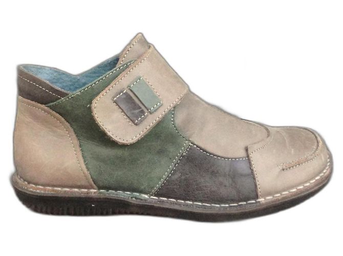 Autre Marque Botines Pascualon de piel beige