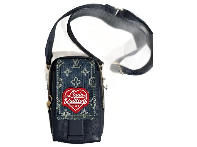 Bolsas LOUIS VUITTON T. Couro Azul