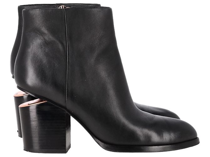 Botas ankle Gabi Alexander Wang em couro preto