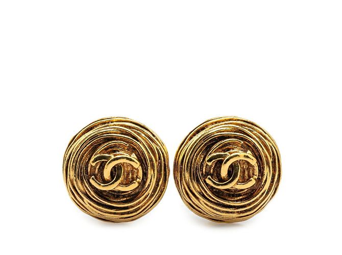 Orecchini a clip placcati in oro Chanel Coco Mark D'oro