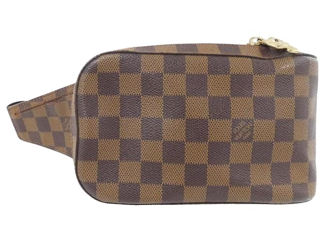 Louis Vuitton Geronimos Brown Cloth  ref.2120649