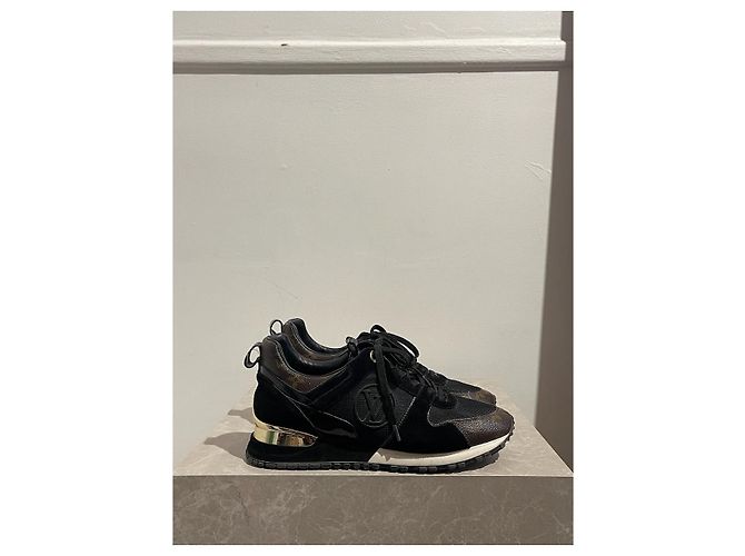 Sneakers LOUIS VUITTON T.EU 40 Pelle Nero