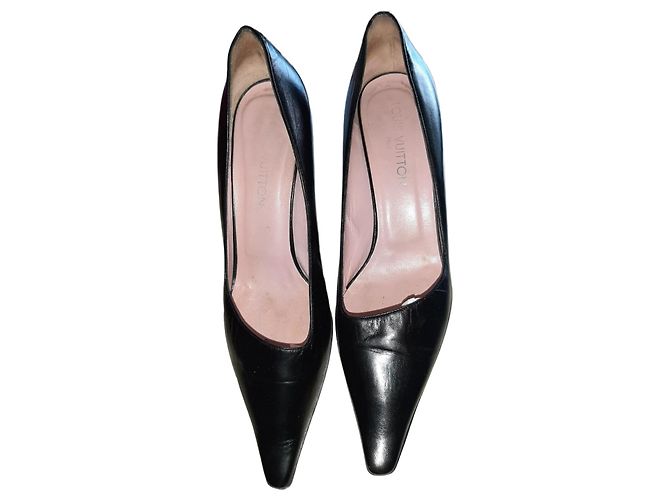 Louis Vuitton High Heels aus schwarzem Leder 39.5