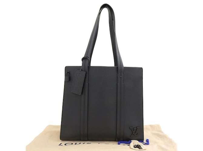 Louis Vuitton Aerogram Take Off Tote Bag Black Leather  ref.2126122