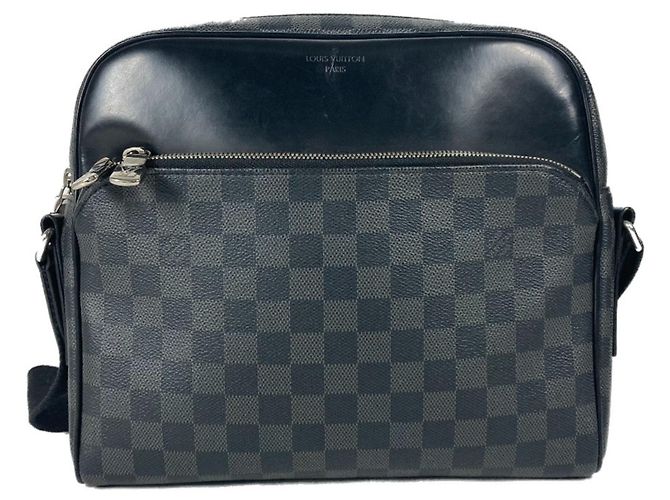 Borsa Dayton PM Damier Graphite Louis Vuitton Nero