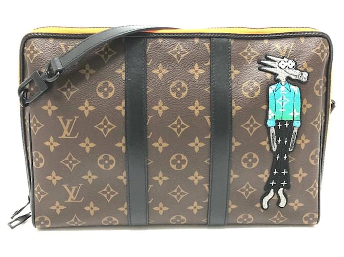 Louis Vuitton Monogram Keepall Pouch Handbag Brown Patent leather  ref.2130316