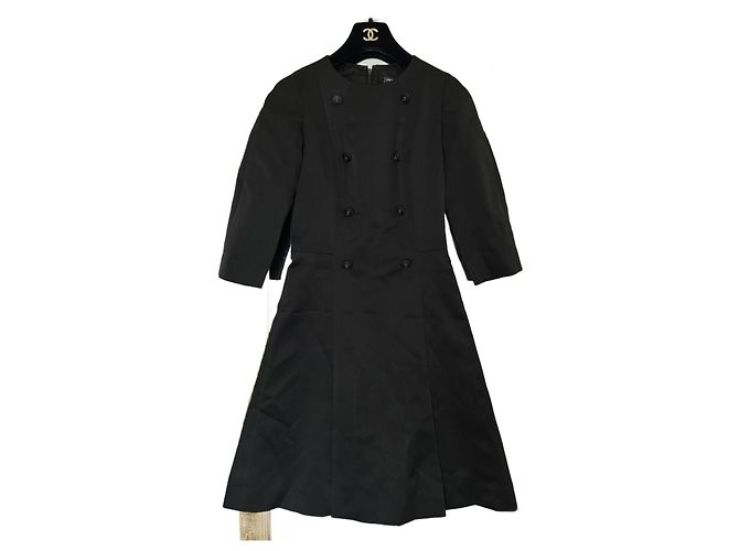 Chanel Kleid aus schwarzem Satin