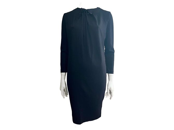 Escada Schwarzes Viskose-Jersey-Kleid mit Nadel am Hals