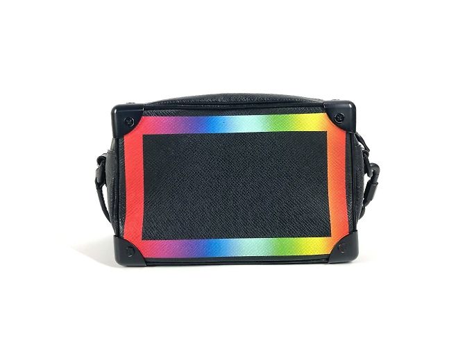 Sac Mini Soft Trunk Taiga Rainbow de Louis Vuitton Noir Multicolore