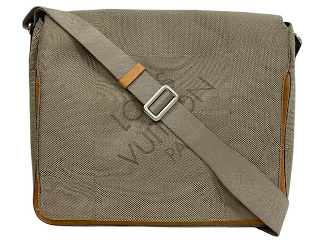 Louis Vuitton Geant Brown Synthetic  ref.2139445