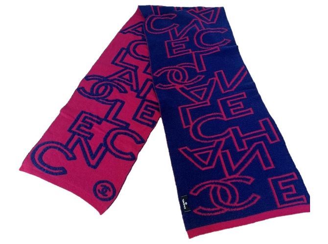 Chanel reversible scarf navy blue and raspberry red wool