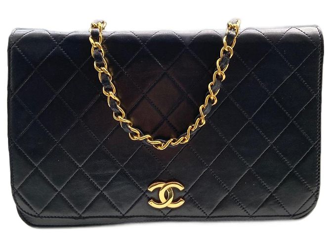 Timeless Chanel Bolsa Single Flap em couro de cordeiro acolchoado preto