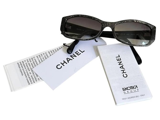 Chanel schwarze Perlen-Glitzer-Sonnenbrille 3171-B