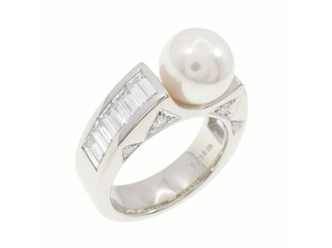 Anello in Perle Akoya Mikimoto