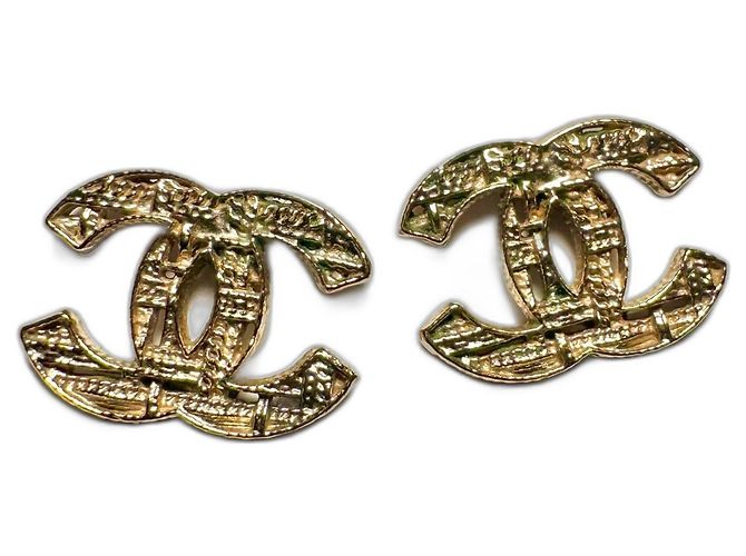 Chanel CC D'oro Metallo