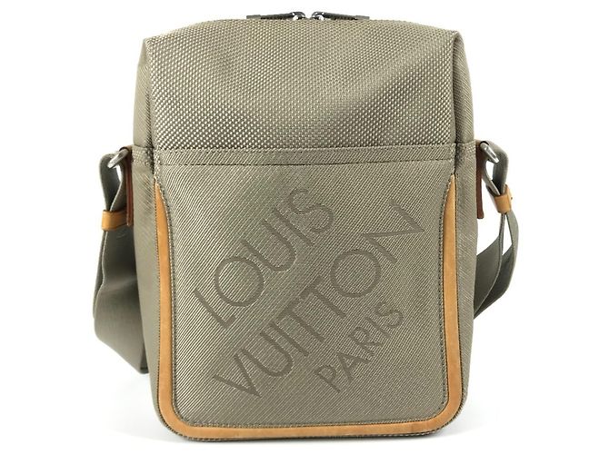 Bolsa transversal Louis Vuitton Monogram Geant Citadan Marrom