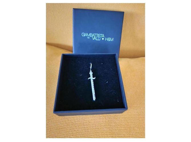Pendiente Giambattista Valli Hardware de plata