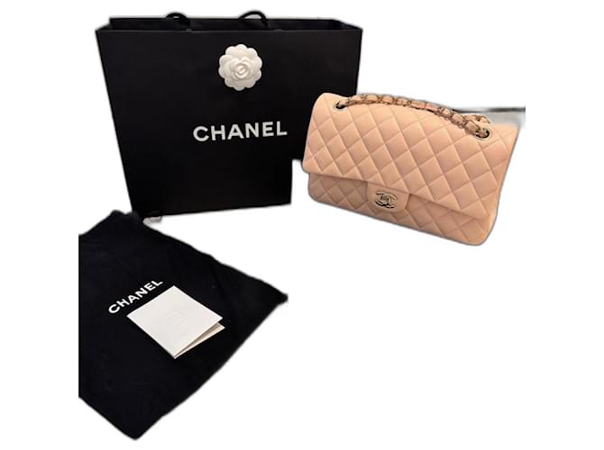 Chanel Classic flap bag timeless medium Cream Leather  ref.2161919