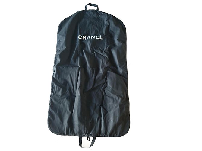 Borsa per abiti Chanel in cotone nero e bianco