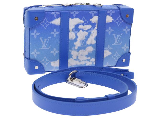 LOUIS VUITTON Monogram Clouds Soft Trunk Wallet Bolsa de Hombro M45432 Auth 55808S Blanco Azul claro