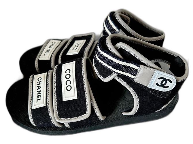 Chanel Sandalen Schwarz Gummi Größe 40