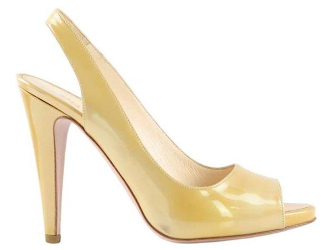 Prada Kamel-farbenes Lackleder-High Heels