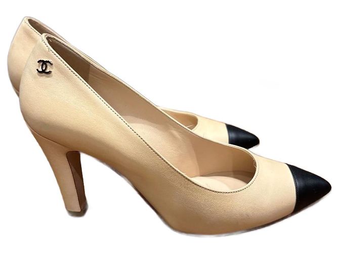 Chanel beige leather heels