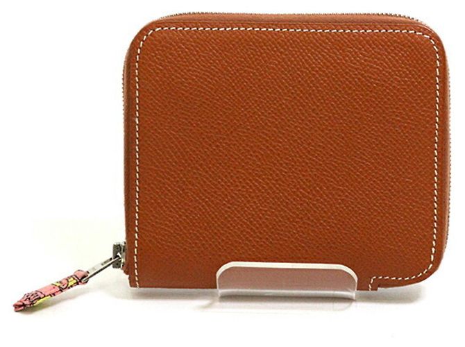 Porta-moedas compacto em seda Azap da Hermès Dourado