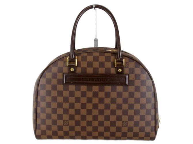 Bolsa Nolita Louis Vuitton Marrom