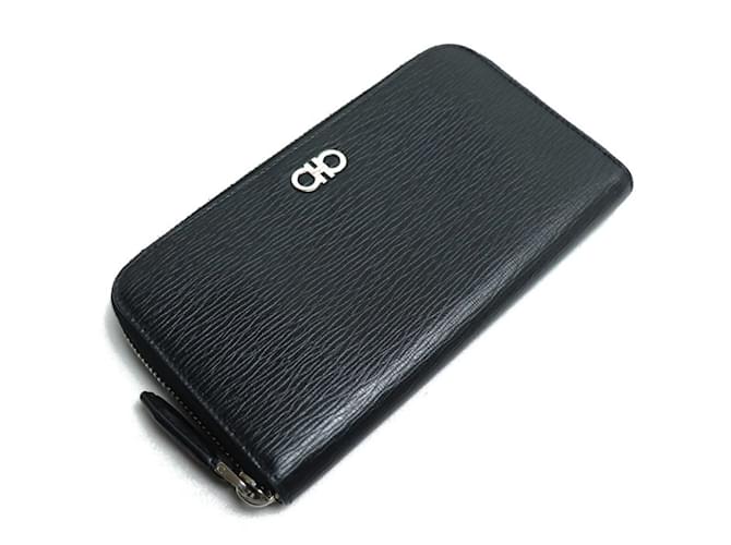 Salvatore Ferragamo Gancini Long Wallet Black Leather  ref.2169160