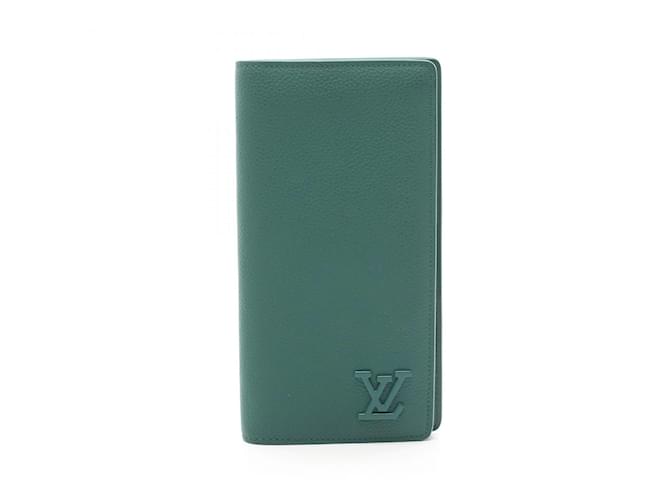 Brazza Louis Vuitton Green Leather Bi-Fold Long Wallet  ref.2170125