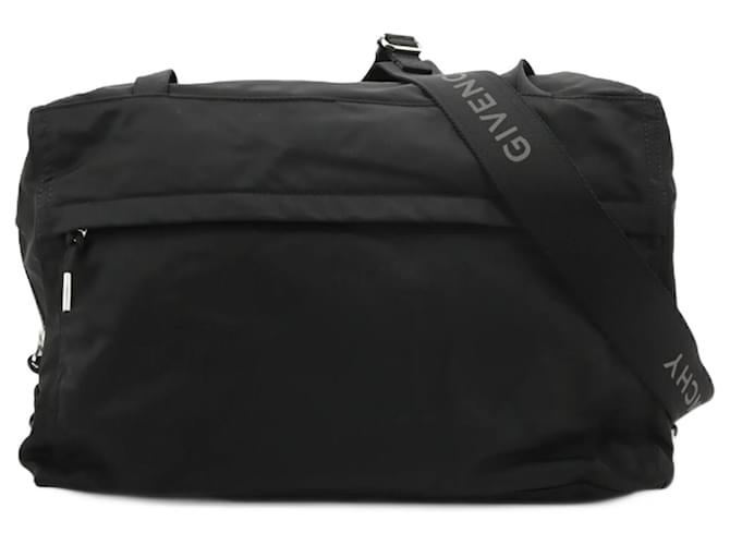 Givenchy Black Nylon Shoulder Bag  ref.2173578
