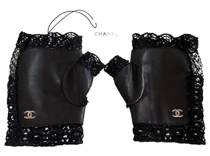 Chanel Lederhandschuhe Schwarz 