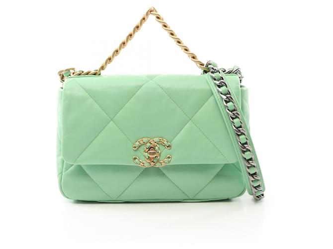 Chanel Lambskin 19 Matelassé Shoulder Bag AS1160 Green Leather  ref.2174619