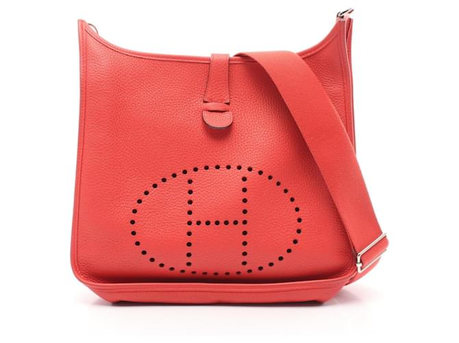 Hermès Hermes Taurillon Clemence Evelyne 3 Troika Shoulder Bag 056277CK Stamp R (2014) Red Leather  ref.2174748