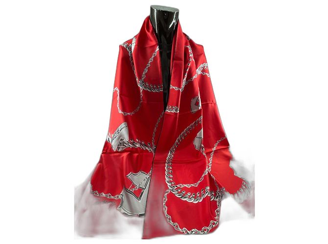 Burberry - chal de seda de lujo. ¡Hazme ofertas! Multicolor