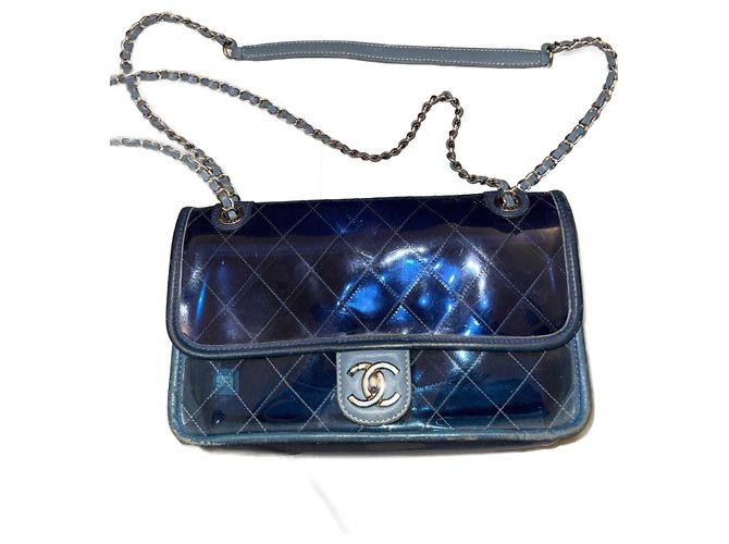 Timeless Chanel Handtasche aus blauem PVC Marineblau